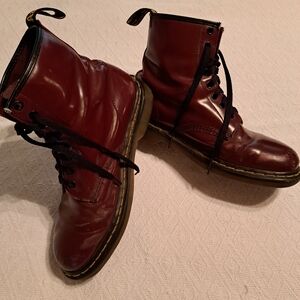 Doc Martens 1460 burgundy boots